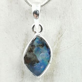 Boulder Opal Anhänger in 92,5er Silber gefasst